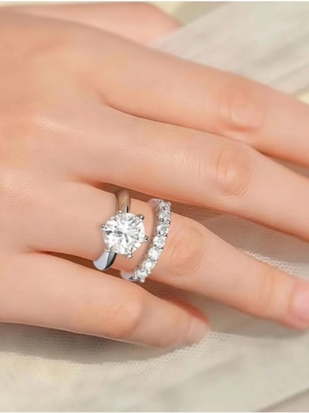 Moissanite elegant silver